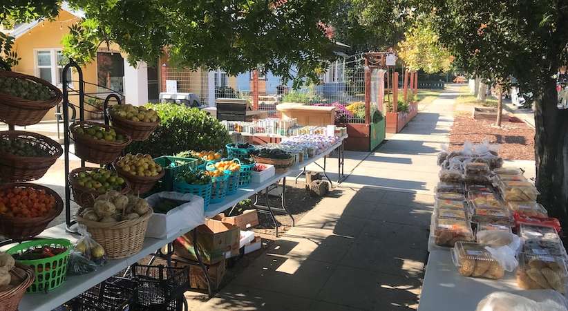 Pop-up markets provide donated food that otherwise would go to waste.